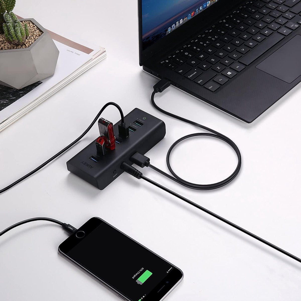 AUKEY USB Hub Powered Charging CB-H19, 7 Port USB 3.0 Hub with 3 Charging Ports, 4 USB 3.0 Data Ports, 12 V/3 A Power Adapter, Power Switch for Laptop, PC, Mac, Hard Drive Hard Drive (black)