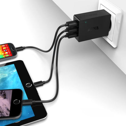 Aukey PA-U35 - 3-poorts USB-oplader (30 W / 6 A) met AiPower-technologie voor smartphone, zwart