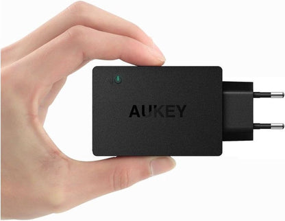 Aukey Quick Charge 3.0 Oplader PA-Y2 - 1 USB poort + 1 USB-C poort - Black